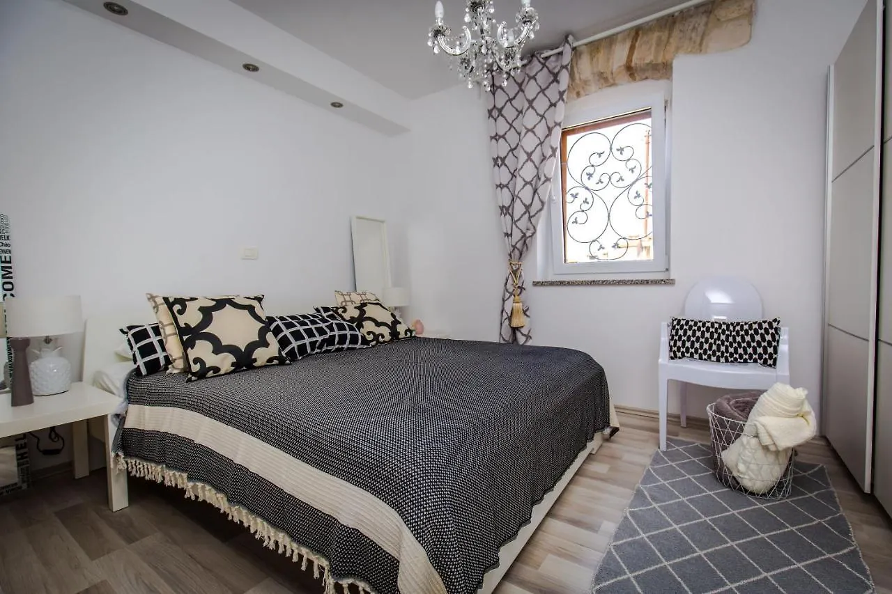 Stay Inn Arena Center Pula Apartamento