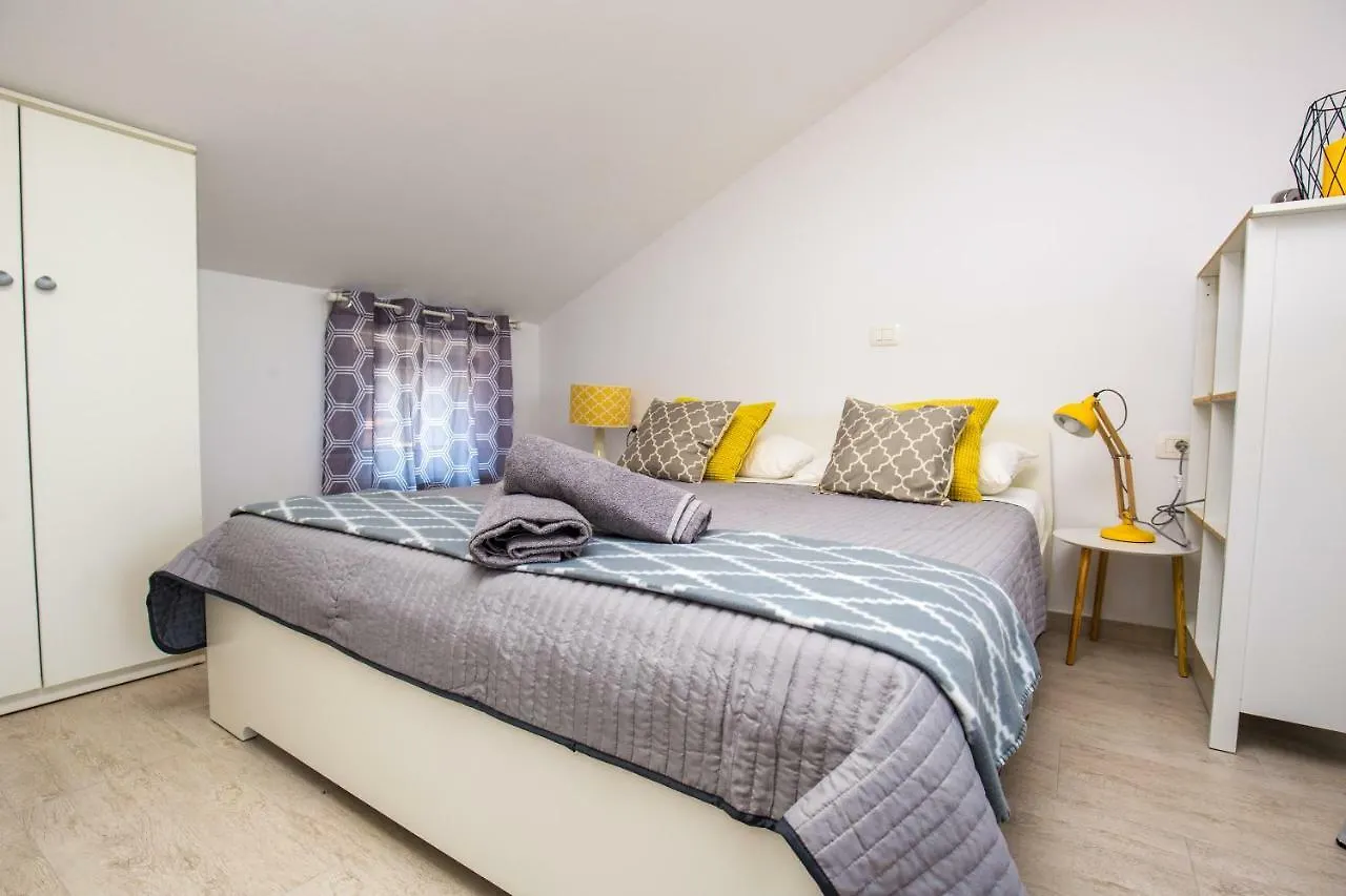 Apartamento Stay Inn Arena Center Pula