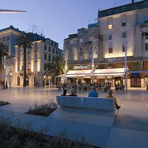 Bruno Centre And Apartment Split