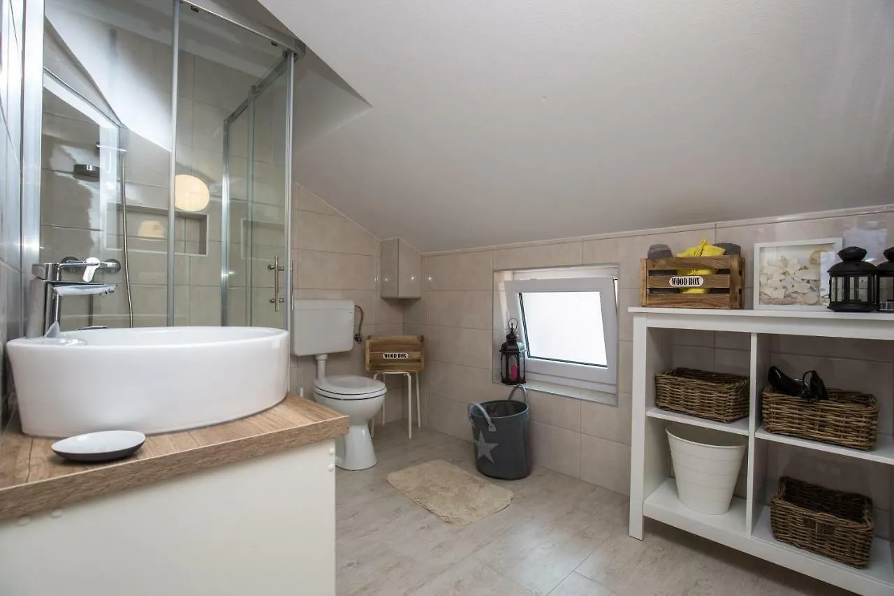 Stay Inn Arena Center Pula Apartment